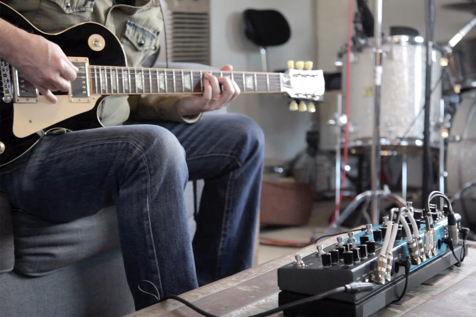 pedal de guitarra strymon iridium usado en casa